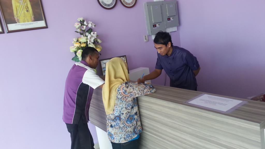 Oyo 275 Senyum Inn Pantai Cenang  Extérieur photo