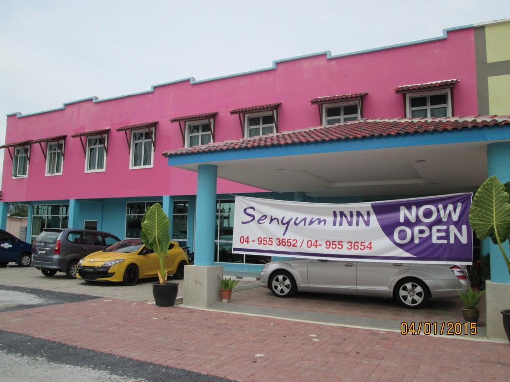 Oyo 275 Senyum Inn Pantai Cenang  Extérieur photo